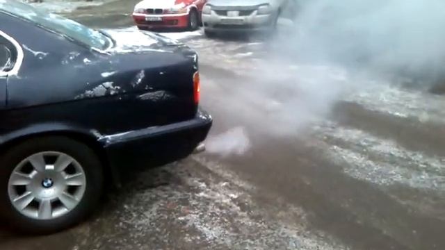 Прогар прокладки ГБЦ BMW e34 смотреть онлайн