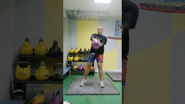 онлайн соревнования по гиревому спорту, вес гири 20кг, выступает Половнев Кирилл смотреть онлайн