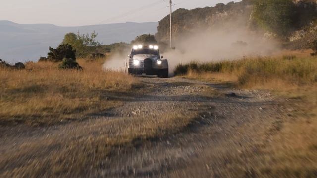 Morgan Plus Four CX-T [LAUNCH FILM] смотреть онлайн