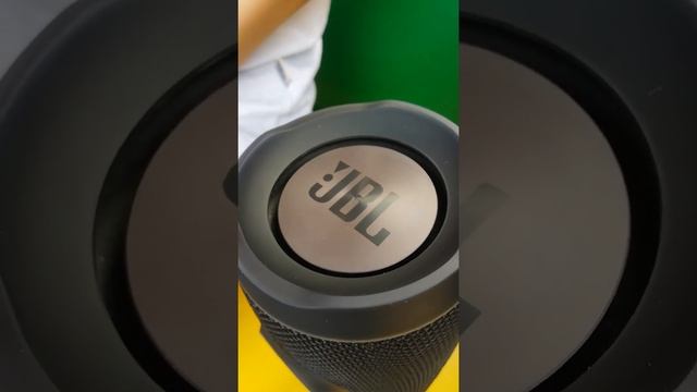 Мега басс у калонки JBL Charge 3! смотреть онлайн
