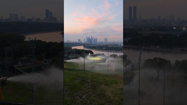 Воробьевы горы - панорама Москвы смотреть онлайн