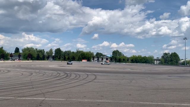 Проблемы с генератором на BMW E34,или свой среди чужих на фестивале «Всё по классике» / OILBRGD смотреть онлайн