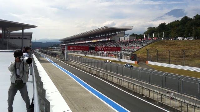 WEC2012 富士　Audi R18 e-tron quattro走行音 смотреть онлайн