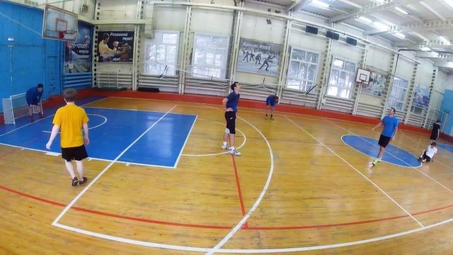Игра 4 на 4 по 3 минуты Саня-Ваня-Саня-Альба против Мотя-Дэн-Женя-Егор
