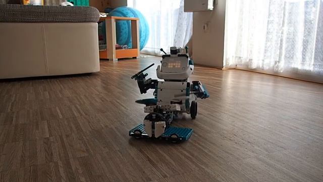 LEGO 51515 : Robot Charlie - almost all activities смотреть онлайн