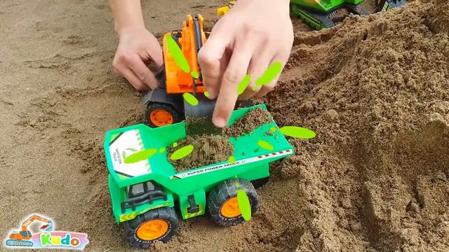 Обзор игрушек для строительной техники - Учим названия и звуки | смотреть онлайн