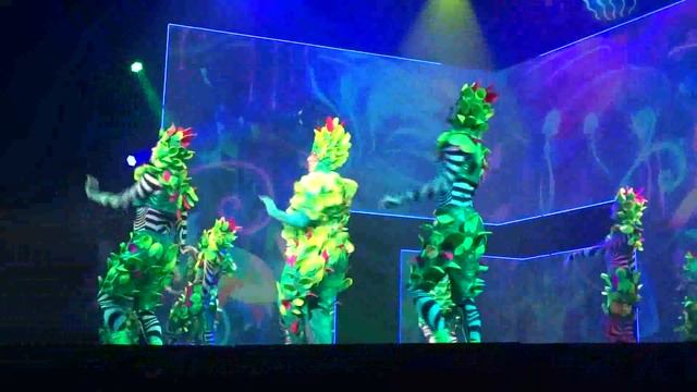 Алиса и страна чудес. Чудесный сон + Ирландский танец. Владимир Садков. 02.07.2022, день смотреть онлайн