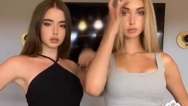 С днем подруги ! Песня подруга верная ! Happy girlfriend's day ! смотреть онлайн