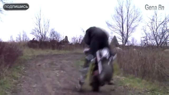 Мото приколы ТОП!!! подборка приколов на мотоциклах смотреть онлайн