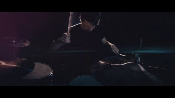 Main-de-Gloire - Away (Official Music Video) [Shot on iPhone 7]