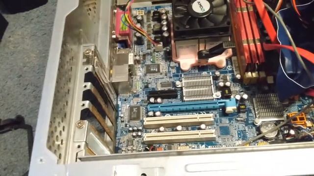 3D Printed and installed AM3 CPU fan bracket for my old PC смотреть онлайн
