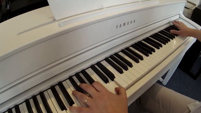 Piano numérique Yamaha CLP-635 смотреть онлайн