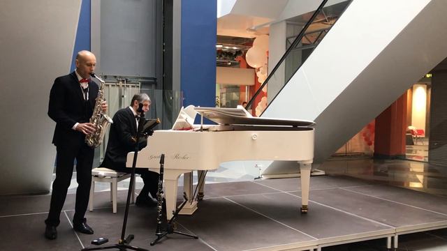 Белый рояль. Аренда. смотреть онлайн