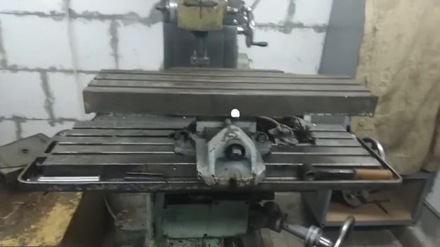 Наклонно поворотный стол к 676 фрезеру смотреть онлайн