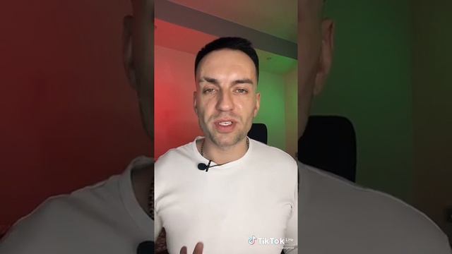 Она звонит тогда - когда ей, что-то от тебя нужно смотреть онлайн