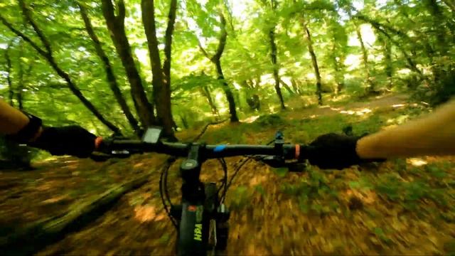 Test du Cube AIM HPA 2018 (J'ai failli finir au sol ??) смотреть онлайн