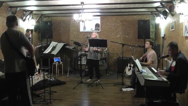 Ну что тебя так тянет танцевать? Звук с пульта. 19.12.21