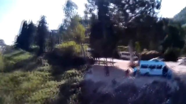 Квадрокоптер врезался в прохожего To Be Continued смотреть онлайн