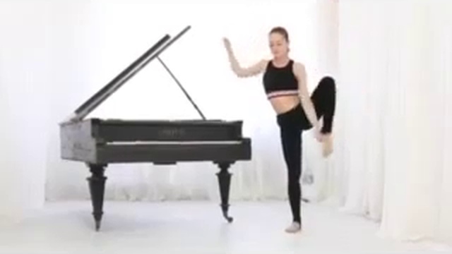 FLEXIBILITY _ Super flexibility Yoga girl contortionist, Contortion смотреть онлайн