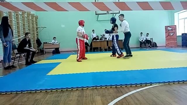 Соревнования по кикбоксингу смотреть онлайн