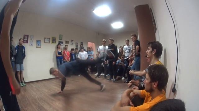 Smart52 vs Motion crew (Breaking battle, Космический Джем 2015) смотреть онлайн