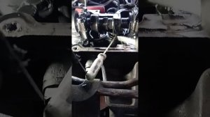 Как снять регулировочные шайбы клапанов, без снятия ремня грм и распредвала.