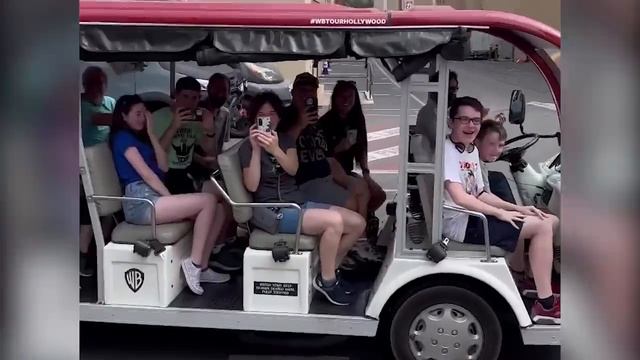 Скажите спасибо Эмбер! WB в панике стараются спасти Аквамен 2, но становится только хуже... смотреть онлайн