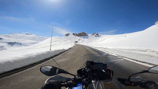 Мотопутешествие из Германии во Владивосток на BMW R1250 GS Adventure | Часть 2: Первые километры смотреть онлайн
