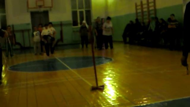 Игра с обручем.