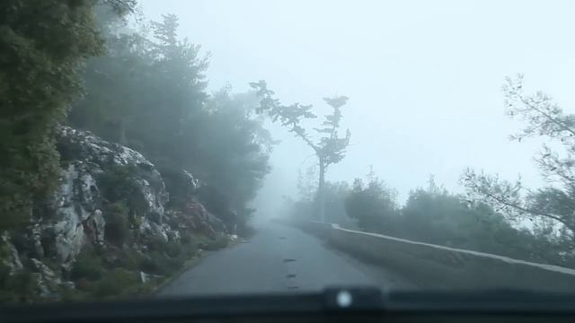 Дорога в тумане. Северный Кипр. смотреть онлайн