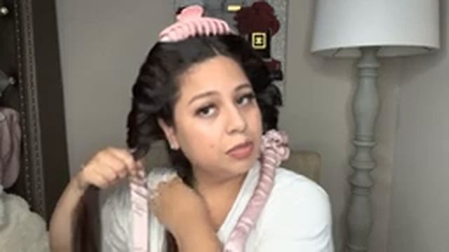 ?VIRAL!! Heatless Hair Curler Review & Demo | Silk curling Head Band | NO HEAT REQUIRED! смотреть онлайн