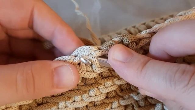 Красивый плотный узор для вязания сумок, рюкзаков, корзинок смотреть онлайн