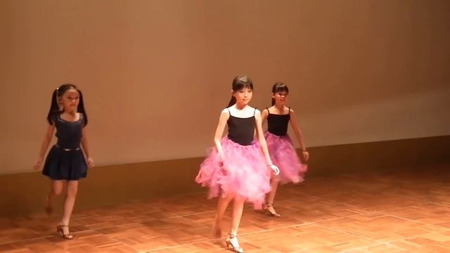 MDFC's 4th Charity Dance Concert - DANCE OST - Kids Samba смотреть онлайн