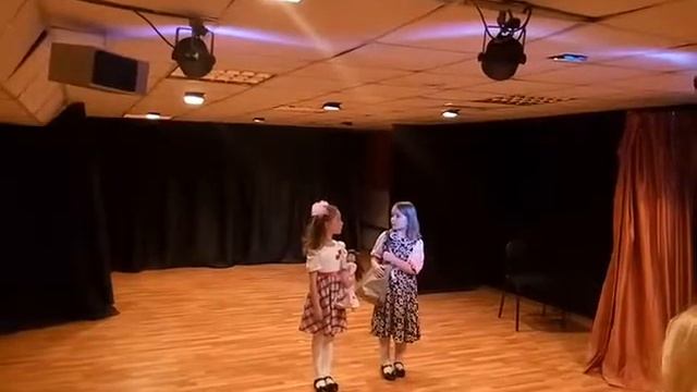 Три мамы. Театр-студия "Полёт". Автор стихотворения Екатерина Серова смотреть онлайн