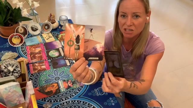 ?DAILY ENERGY UPDATE Psychic link with a lover! 27th October 2020 смотреть онлайн