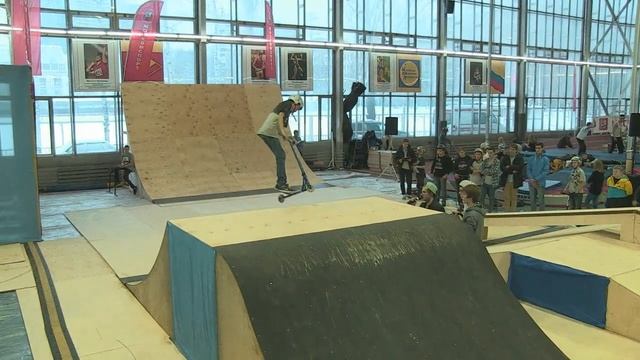 20131207 Winter scooter games, Слава Калькаев смотреть онлайн