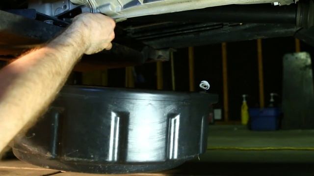 Jeep 6-Speed Manual Transmission Fluid Change: NSG 370 смотреть онлайн