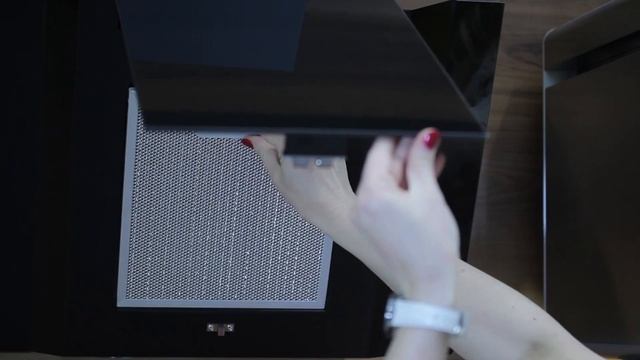 Кухонная вытяжка Maunfeld Trent Glass черный