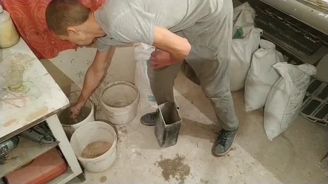 Заливка гипсовой плитки в подробностях. Производство декоративного камня. смотреть онлайн