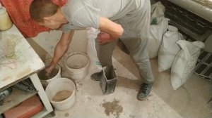 Заливка гипсовой плитки в подробностях. Производство декоративного камня.