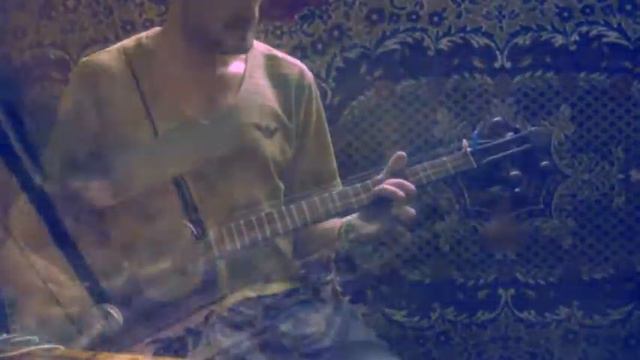Elias Tee - Rainy Improvisation on Tar смотреть онлайн