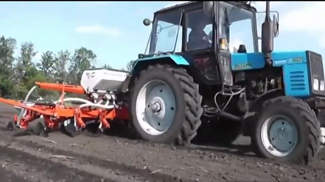 Сеялка точного высева KUHN Planter 3 смотреть онлайн
