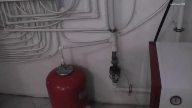 ДВА НАСОСА ПРОТИВ ДРУГ ДРУГА?♂️! ОТОПЛЕНИЕ ЧАСТНОГО ДОМА