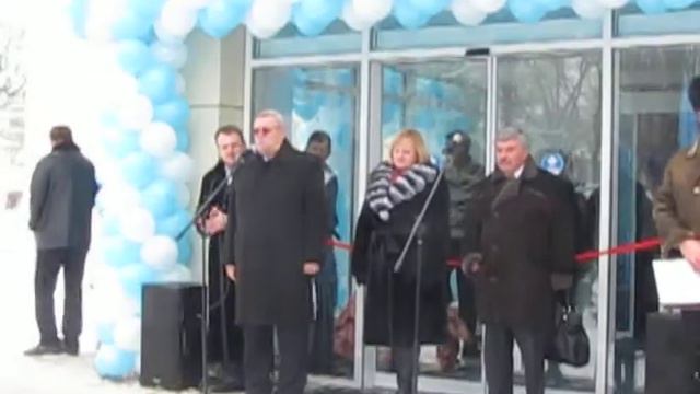 Открытие бассейна в г. Торезе смотреть онлайн
