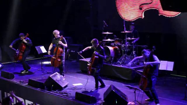 RockChellos "Smoke on the water" (Deep Purple cover) смотреть онлайн