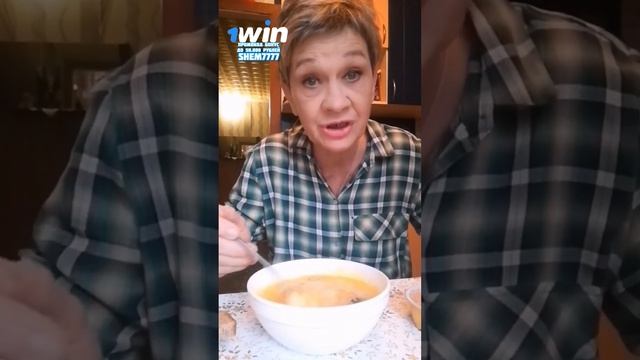 Горох разлетелся ? #shorts #юмор смотреть онлайн