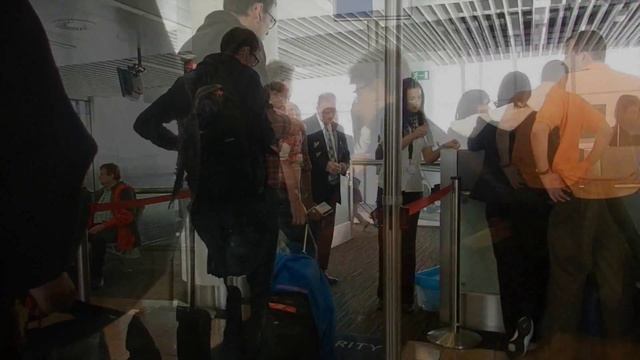 Brussels airport BRU-JFK British Airways lounge Delta 767-300 boarding and on-board смотреть онлайн