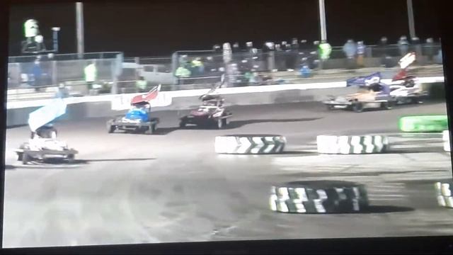 Brisca v8 Season review смотреть онлайн
