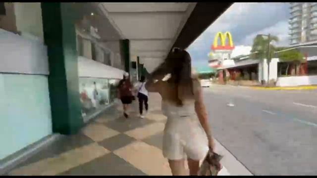 Jaz Trying Out The New Chevrolet Tracker! смотреть онлайн