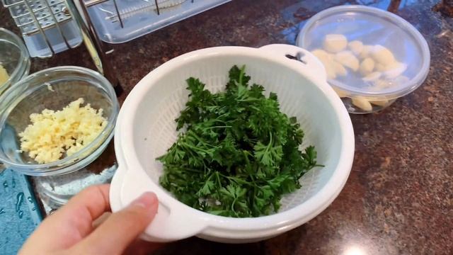 VLOG #17 || Daily Life | Nespresso Creatista Plus | Aquasonic Toothbrush | Garlic Butter Steak смотреть онлайн